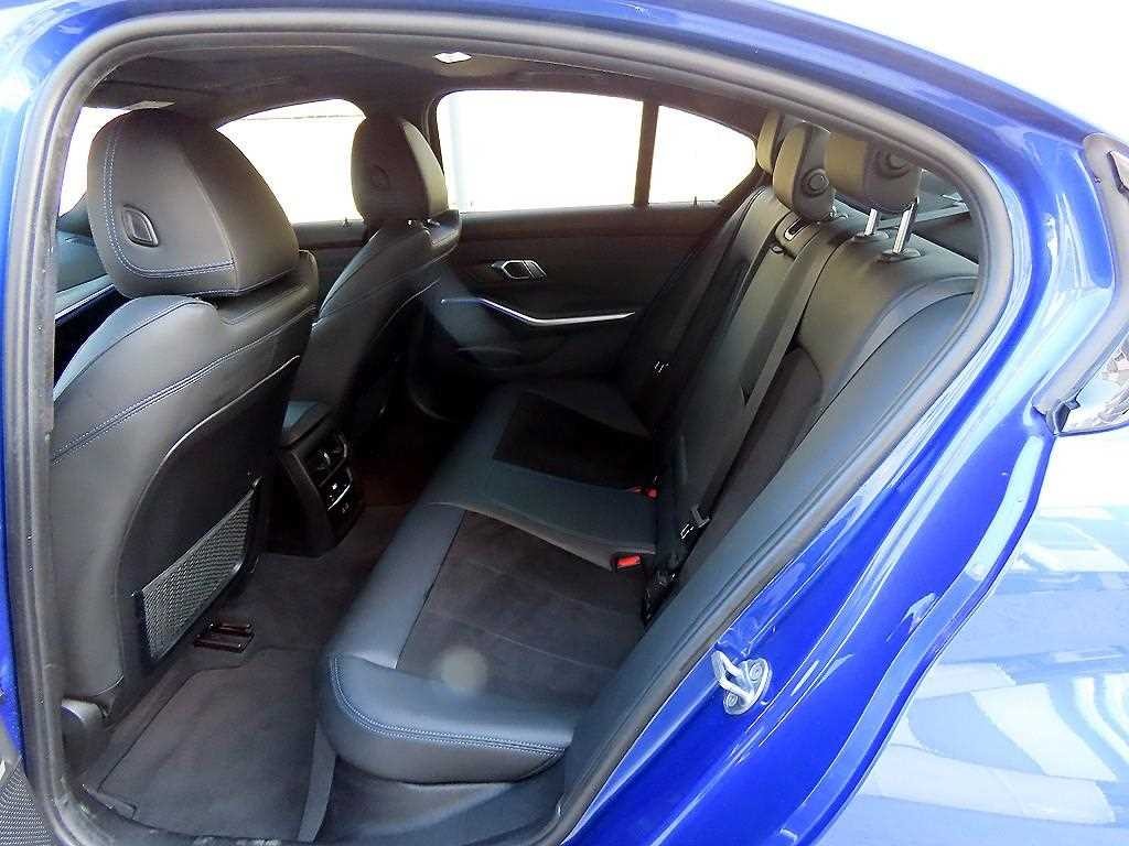 BMW 3시리즈 3시리즈 (G20) 320i M 스포츠 이미지 6