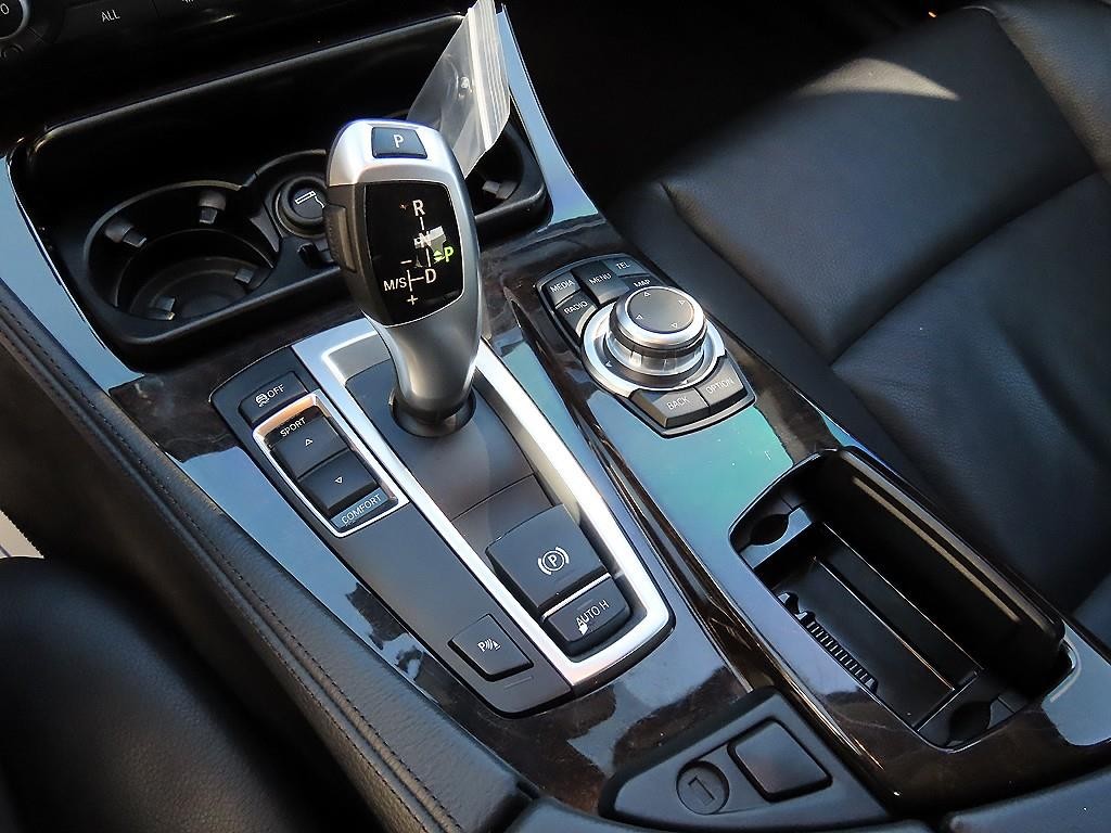 BMW 5시리즈 5시리즈 (F10) 525d 이미지 11