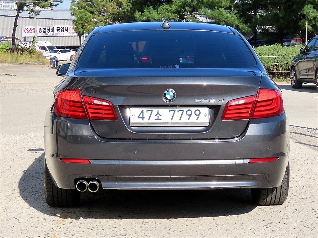BMW 5시리즈 5시리즈 (F10) 525d 이미지 4