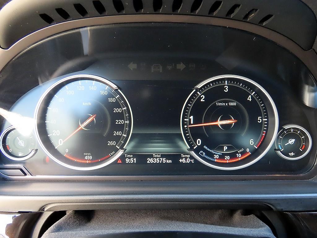 BMW 5시리즈 5시리즈 (F10) 525d 이미지 9