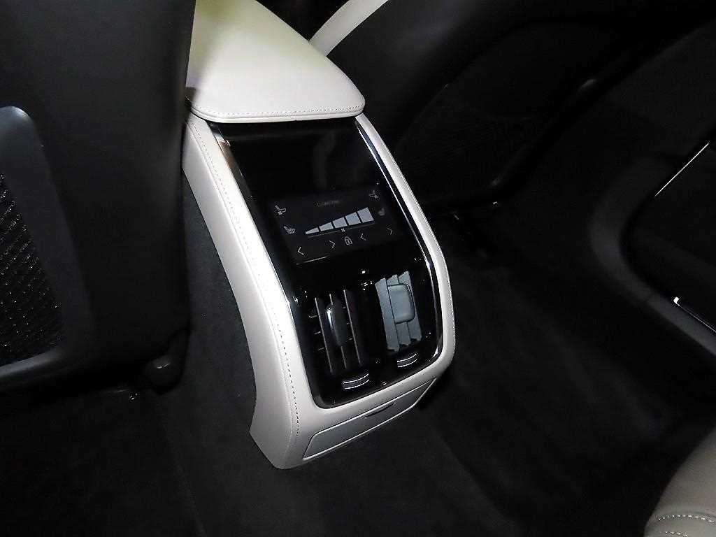 볼보 S90 B5 울트라 이미지 15
