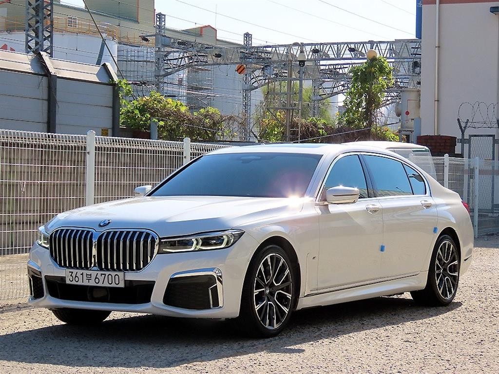 BMW 7시리즈 7시리즈 (G11) 740Li xDrive M SPORT 스포츠 이미지 2