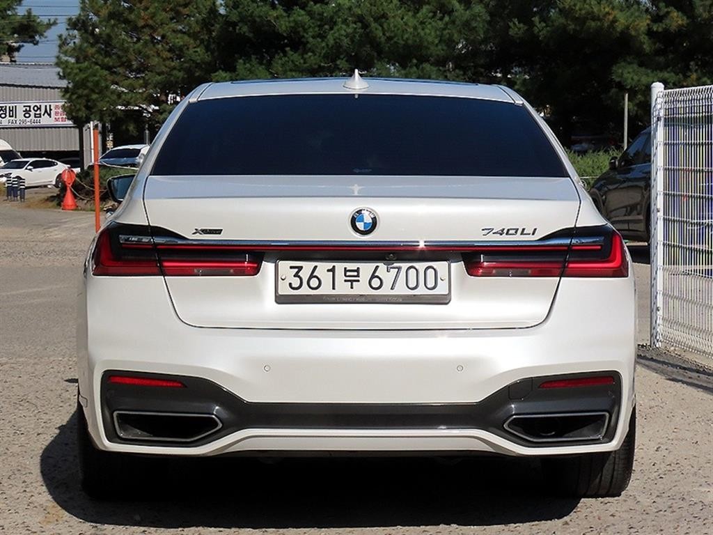 BMW 7시리즈 7시리즈 (G11) 740Li xDrive M SPORT 스포츠 이미지 4