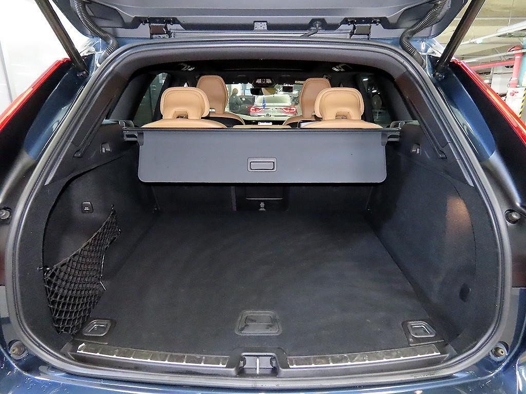 볼보 XC60 XC60(2세대) T8 AWD 얼티메이트 브라이트 이미지 17