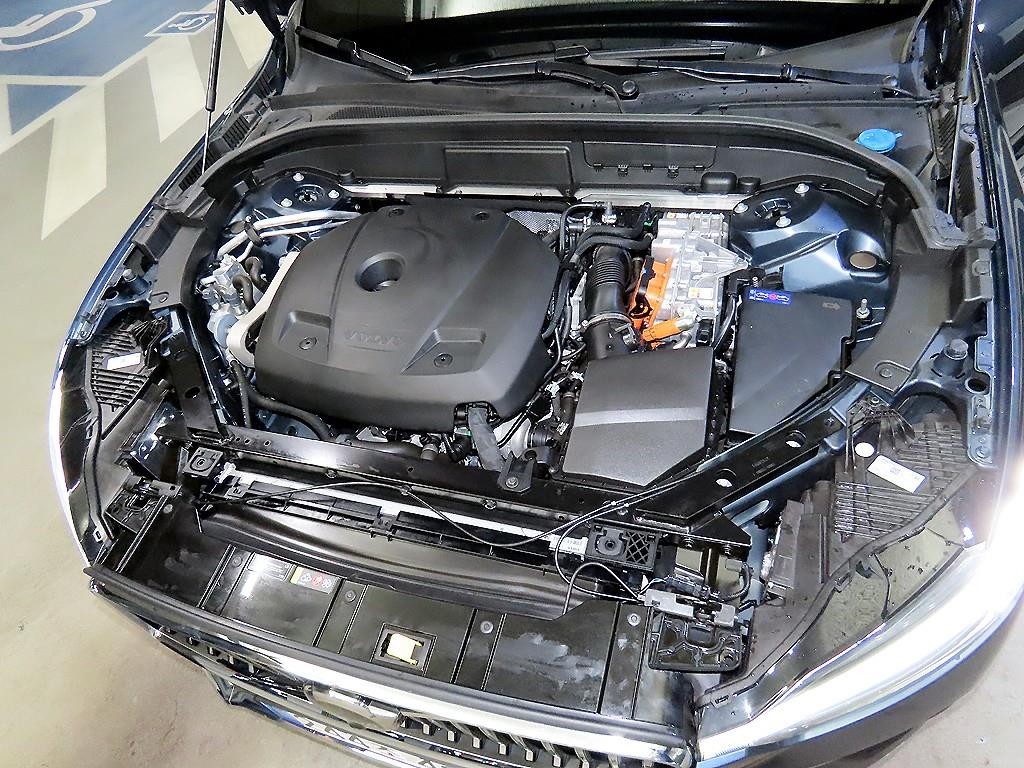 볼보 XC60 XC60(2세대) T8 AWD 얼티메이트 브라이트 이미지 19