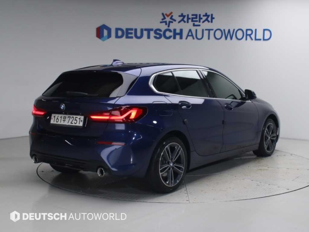 BMW 1시리즈 1시리즈 (F40) 118d 스포츠 이미지 2