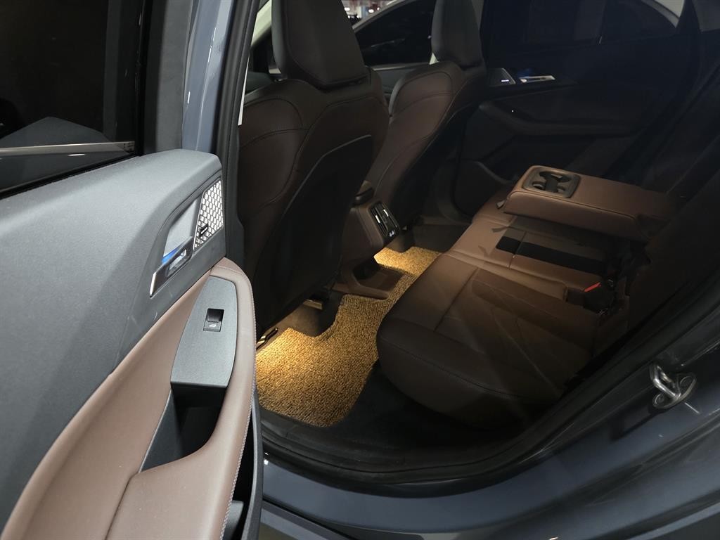 BMW 2시리즈 2시리즈 액티브 투어러 (U06) 220i 럭셔리 이미지 10