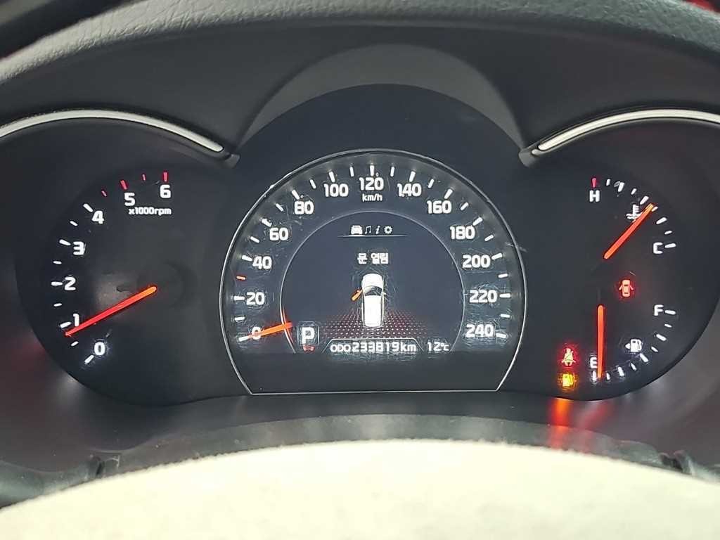 기아 쏘렌토 뉴 쏘렌토 R 4WD 2.0 트랜디 이미지 6