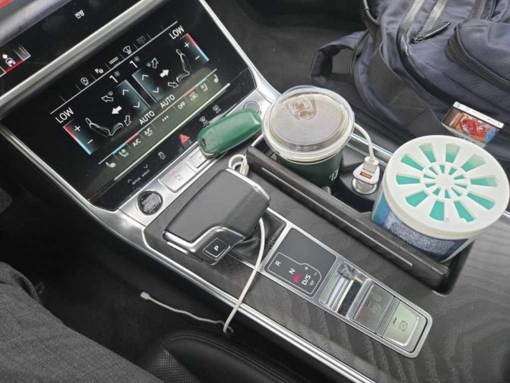 아우디 A6 A6 (C8) 40 TDI 프리미엄 이미지 9