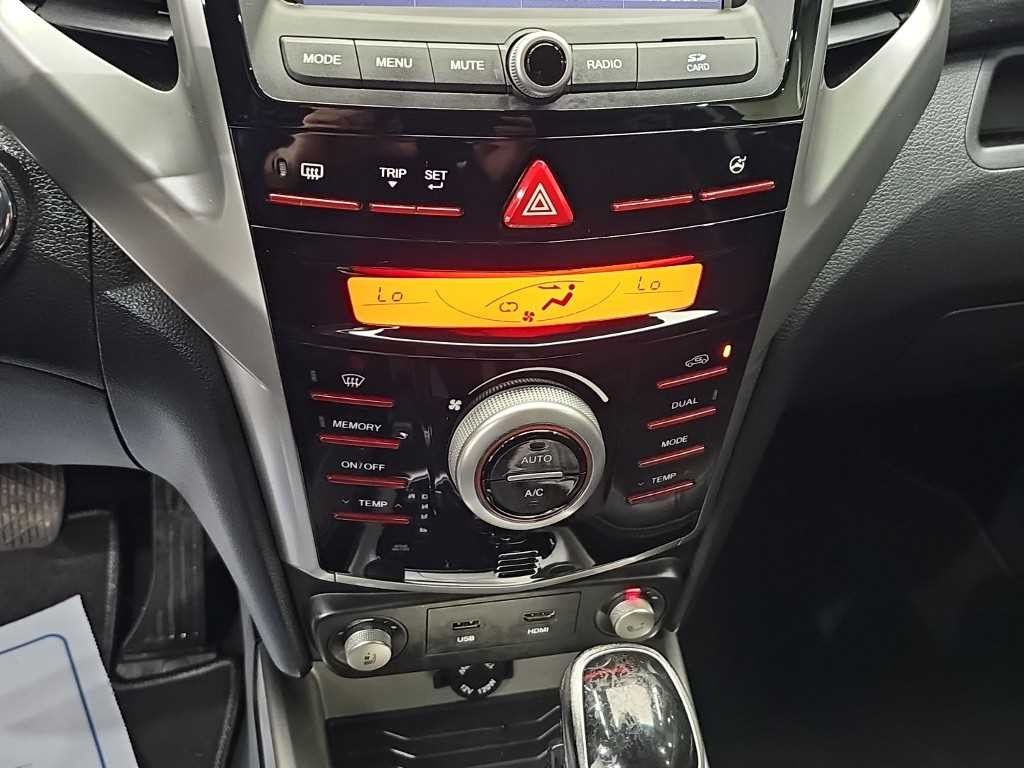 KG모빌리티(쌍용) 티볼리 가솔린 2WD 1.6 LX 최고급형 이미지 10