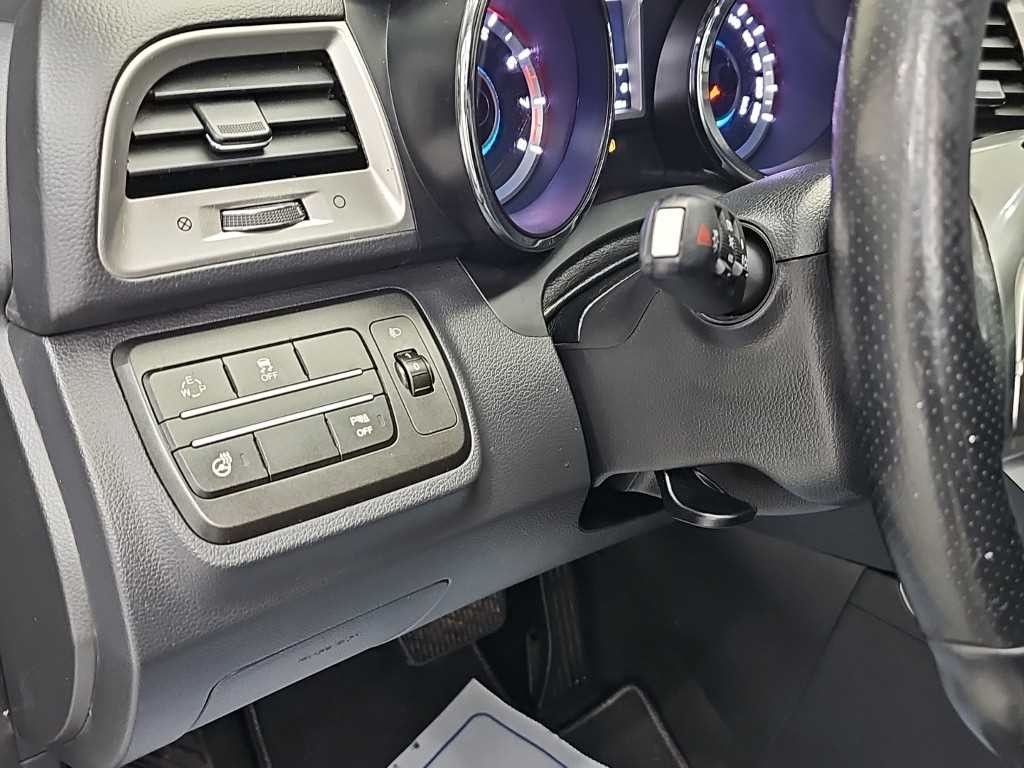 KG모빌리티(쌍용) 티볼리 가솔린 2WD 1.6 LX 최고급형 이미지 17