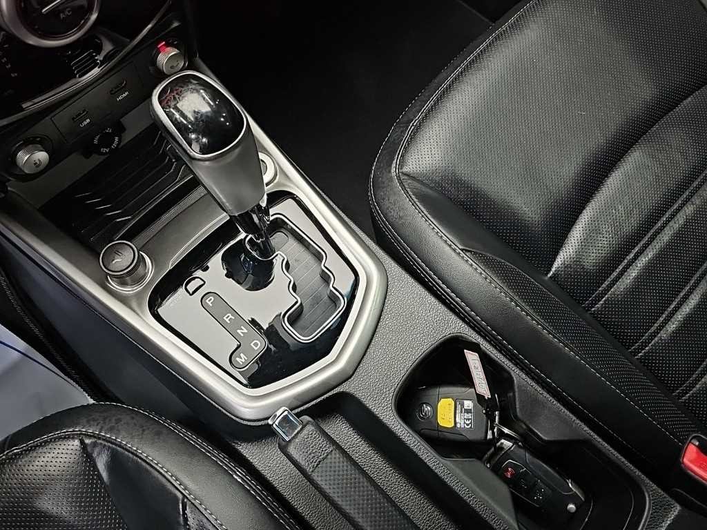 KG모빌리티(쌍용) 티볼리 가솔린 2WD 1.6 LX 최고급형 이미지 8