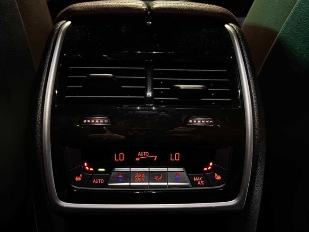 BMW X6 X6 (G06) xDrive 30d M 스포츠 이미지 7