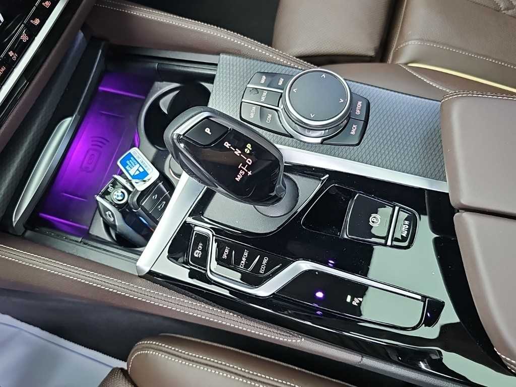 BMW 5시리즈 5시리즈 (G30) 523d M 스포츠 이미지 8
