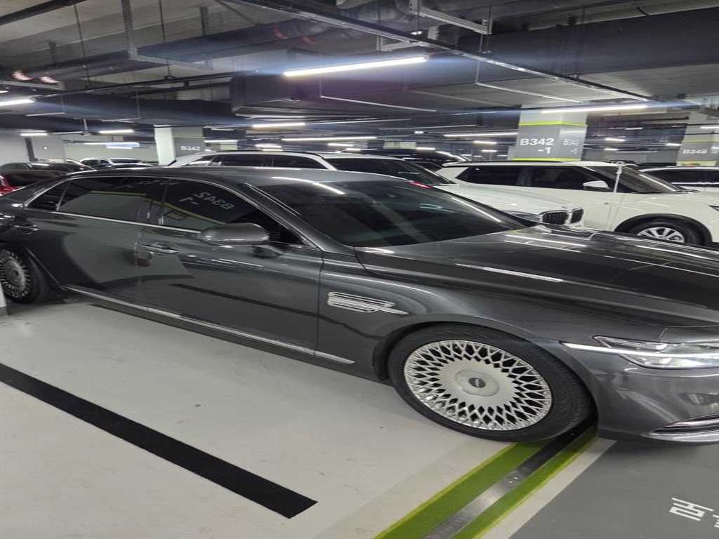 제네시스 G90 5.0 GDI AWD 프레스티지 이미지 3