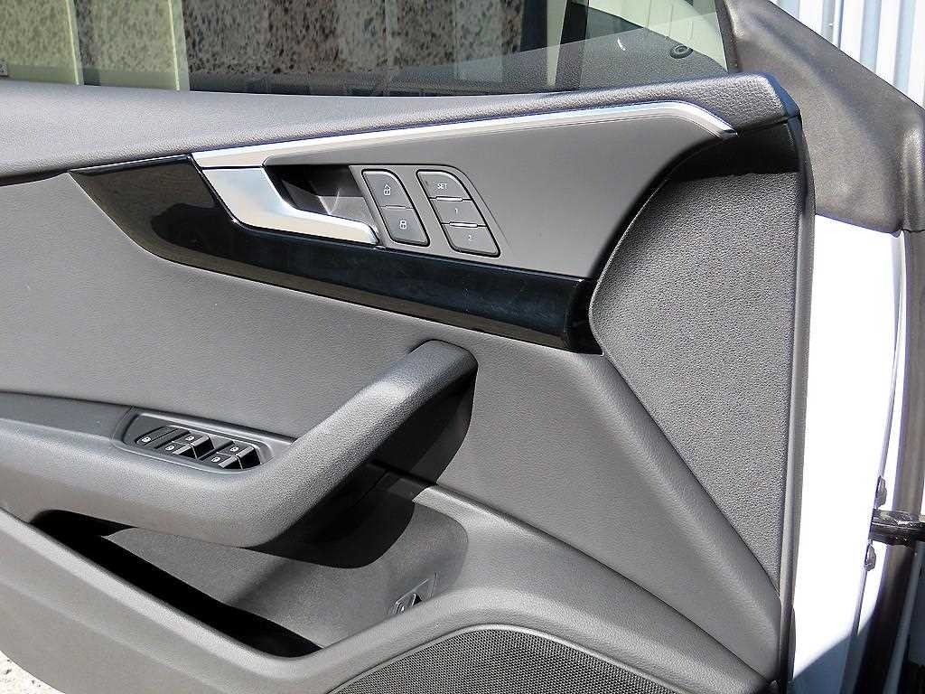 아우디 A5 A5 (F5) 45 TFSI 콰트로 프리미엄 스포트백 이미지 12