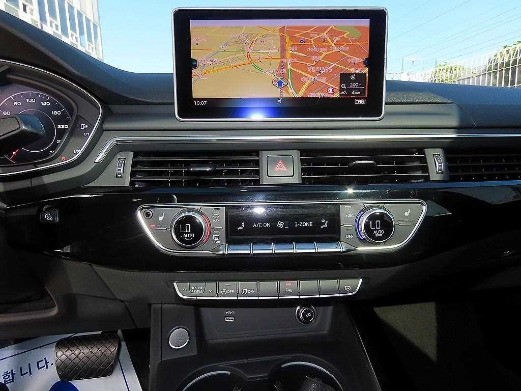 아우디 A5 A5 (F5) 45 TFSI 콰트로 프리미엄 스포트백 이미지 14