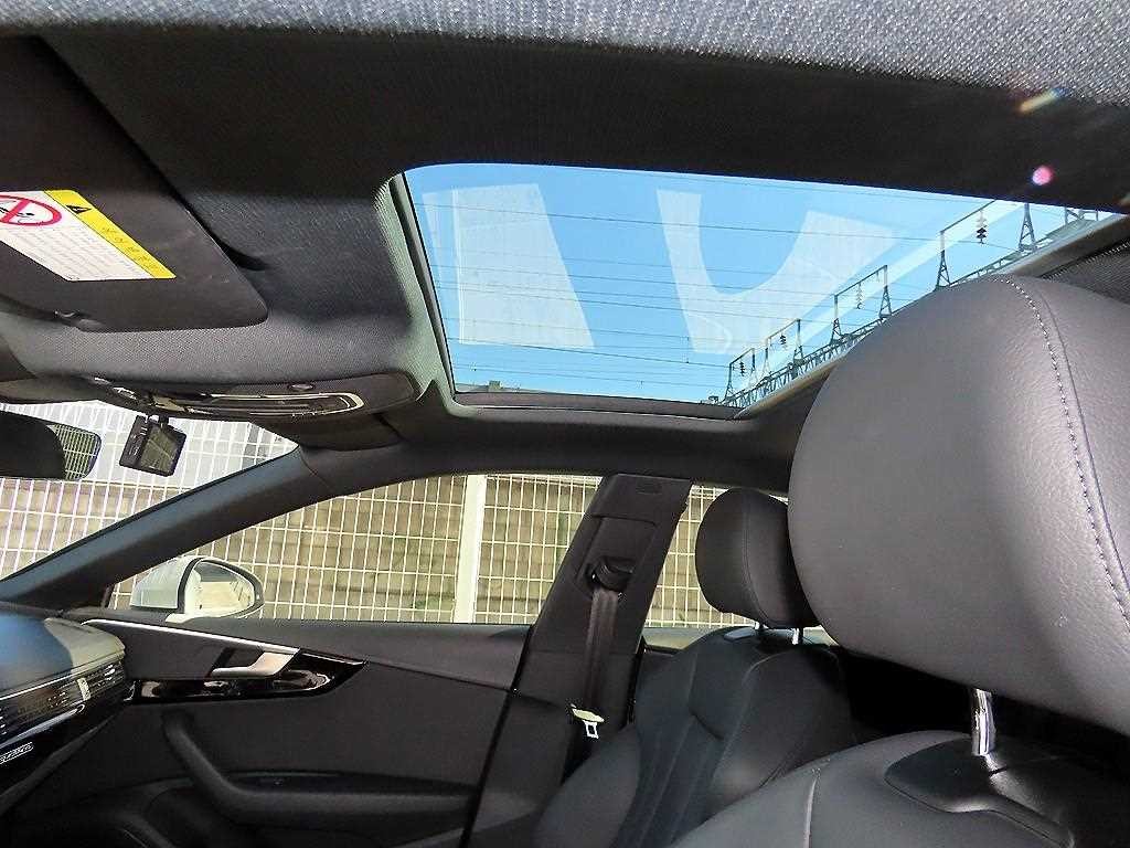 아우디 A5 A5 (F5) 45 TFSI 콰트로 프리미엄 스포트백 이미지 18