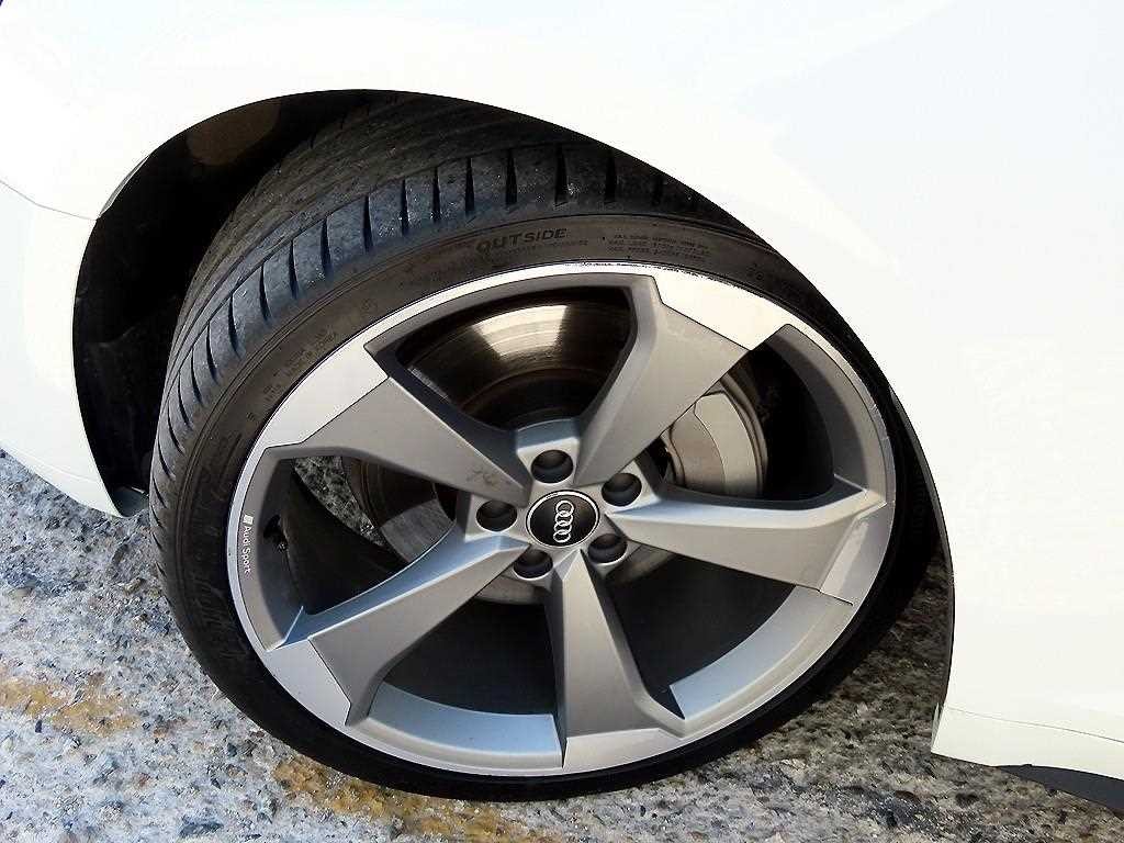 아우디 A5 A5 (F5) 45 TFSI 콰트로 프리미엄 스포트백 이미지 20