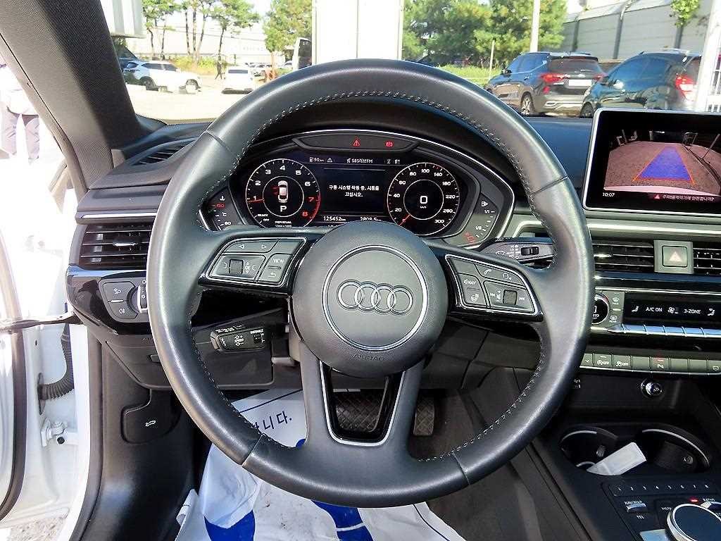 아우디 A5 A5 (F5) 45 TFSI 콰트로 프리미엄 스포트백 이미지 8