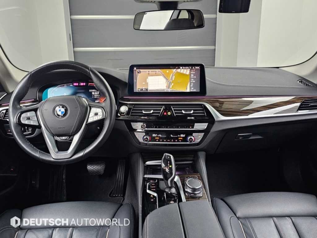 BMW 5시리즈 5시리즈 (G30) 520i 럭셔리 이미지 7