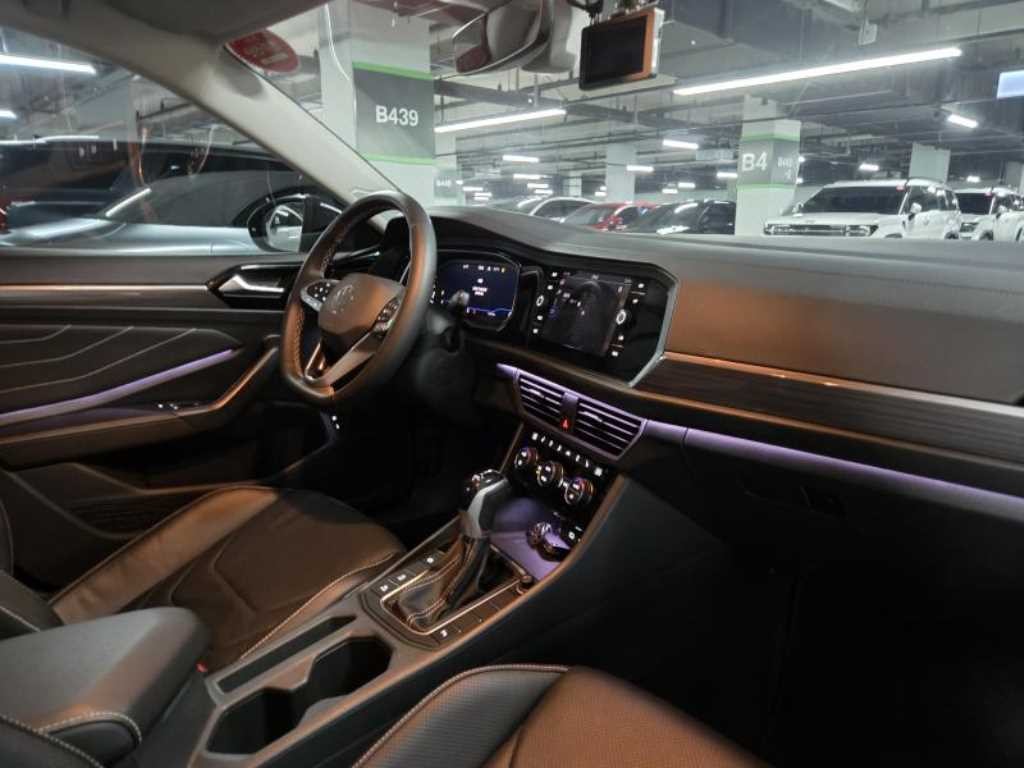 폭스바겐 제타 올 뉴 제타 1.5 TSI 프리미엄 이미지 11