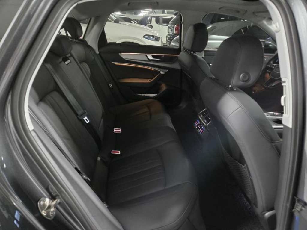 아우디 A6 A6 (C8) 45 TFSI 이미지 9