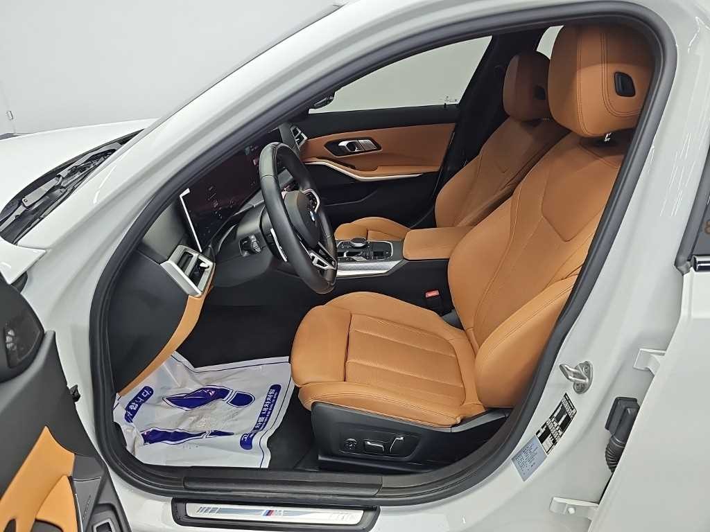 BMW 3시리즈 3시리즈 (G20) 320i M 스포츠 이미지 11