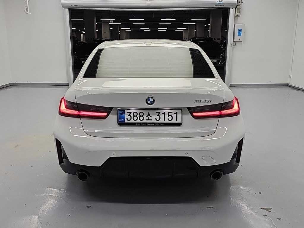 BMW 3시리즈 3시리즈 (G20) 320i M 스포츠 이미지 3