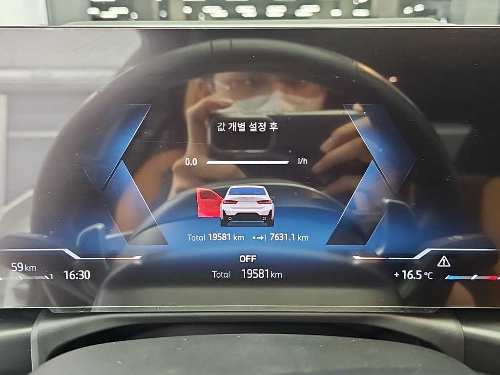 BMW 3시리즈 3시리즈 (G20) 320i M 스포츠 이미지 6