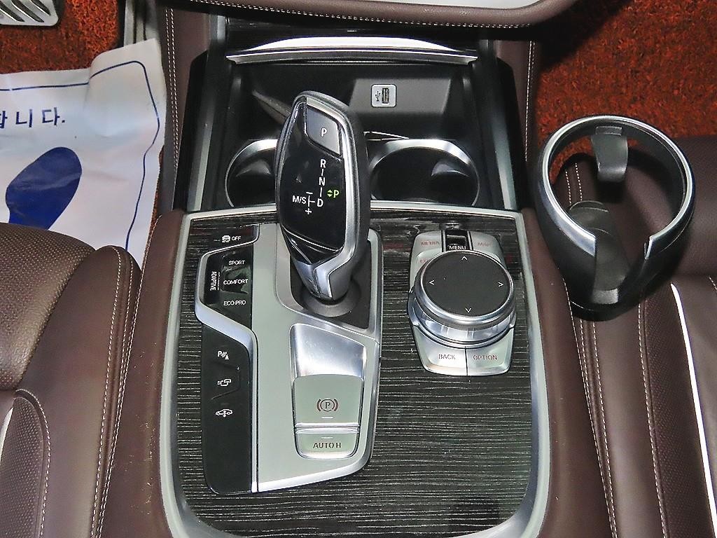 BMW 7시리즈 7시리즈 (G11) 740Li xDrive M SPORT 스포츠 이미지 12