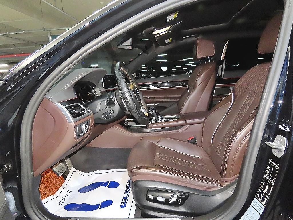 BMW 7시리즈 7시리즈 (G11) 740Li xDrive M SPORT 스포츠 이미지 6