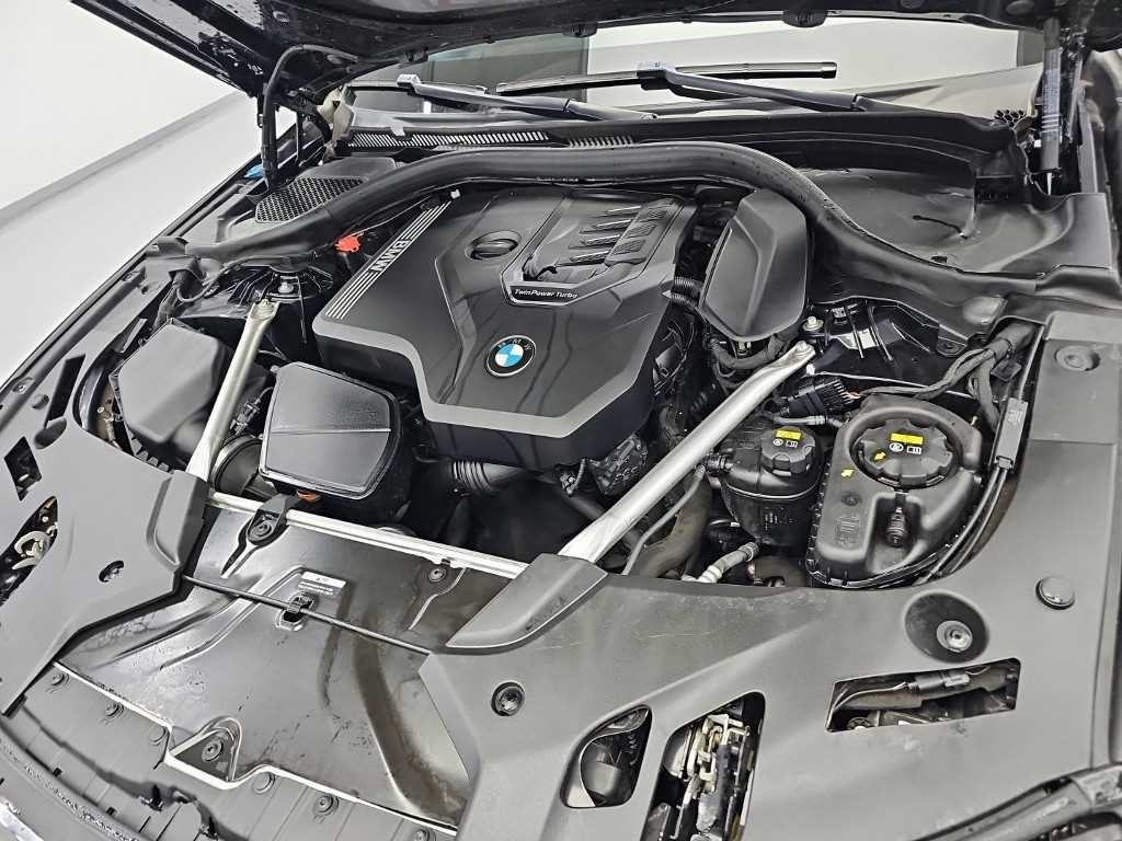 BMW 5시리즈 5시리즈 (G30) 520i M 스포츠 이미지 5