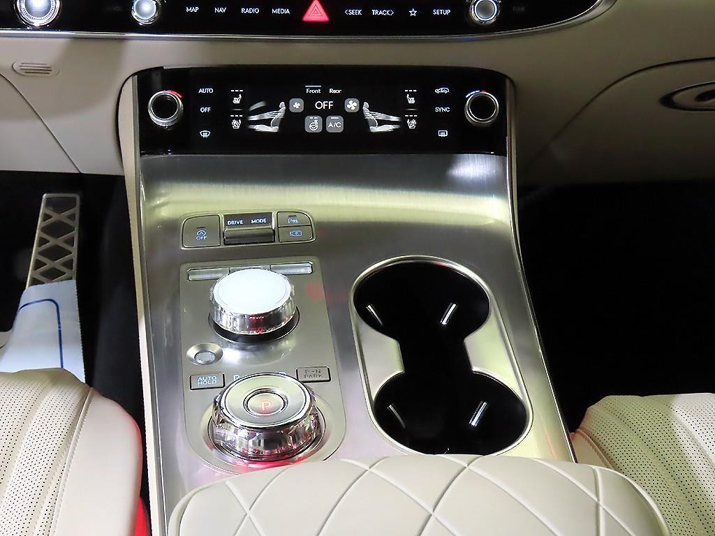 제네시스 GV70 2.5T 가솔린 2WD 스포츠 이미지 12