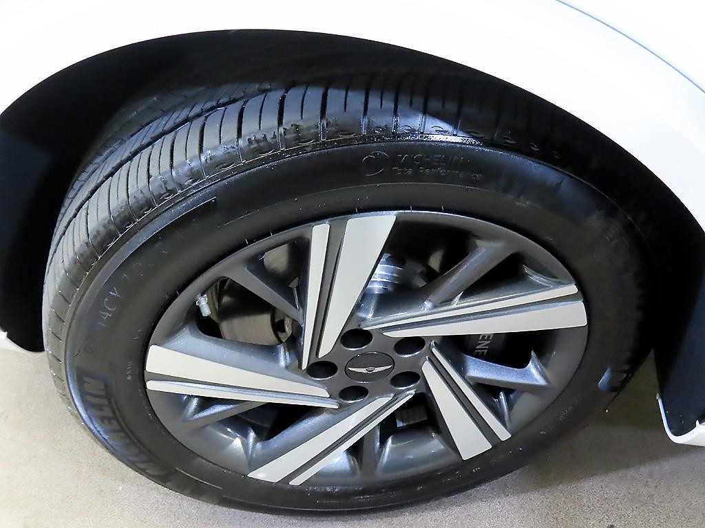 제네시스 GV70 2.5T 가솔린 2WD 스포츠 이미지 20