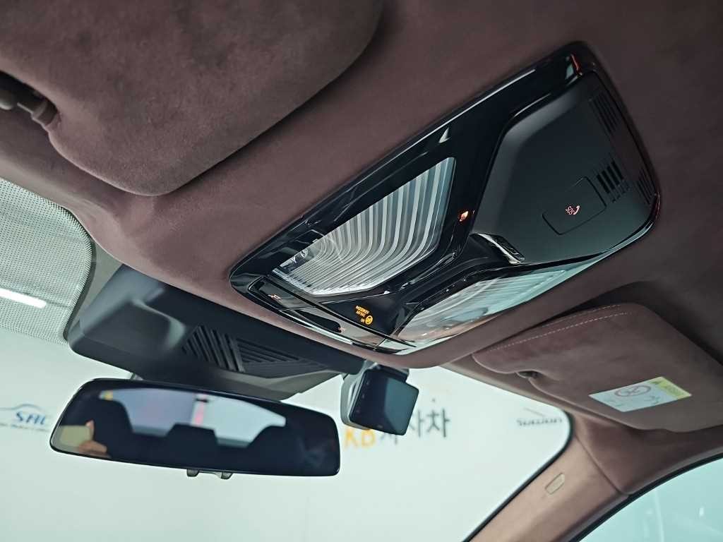 BMW XM XM (G09) 4.4 이미지 17