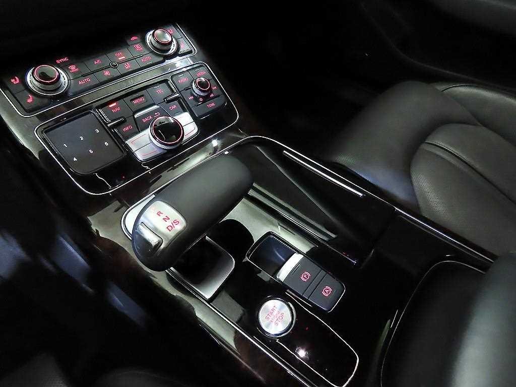 아우디 A8 뉴A8 50 TDI 콰트로 이미지 12