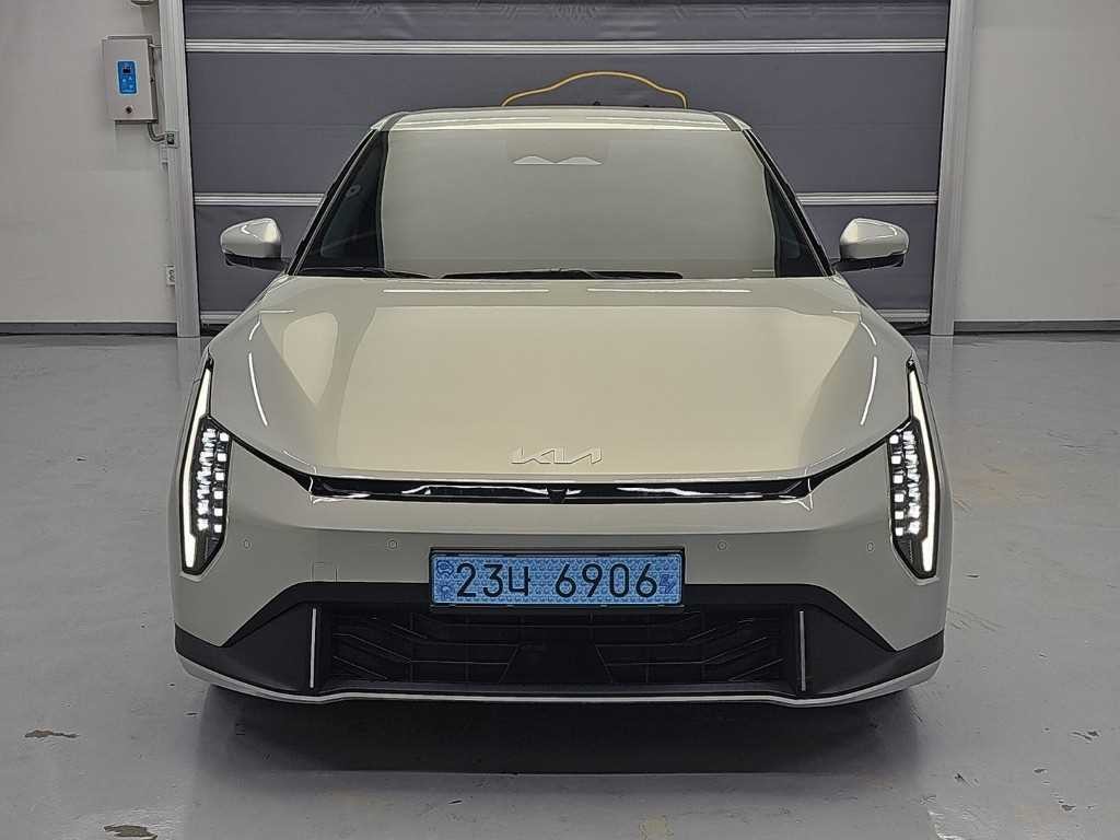 기아 EV4 롱레인지 4WD 어스 이미지 2