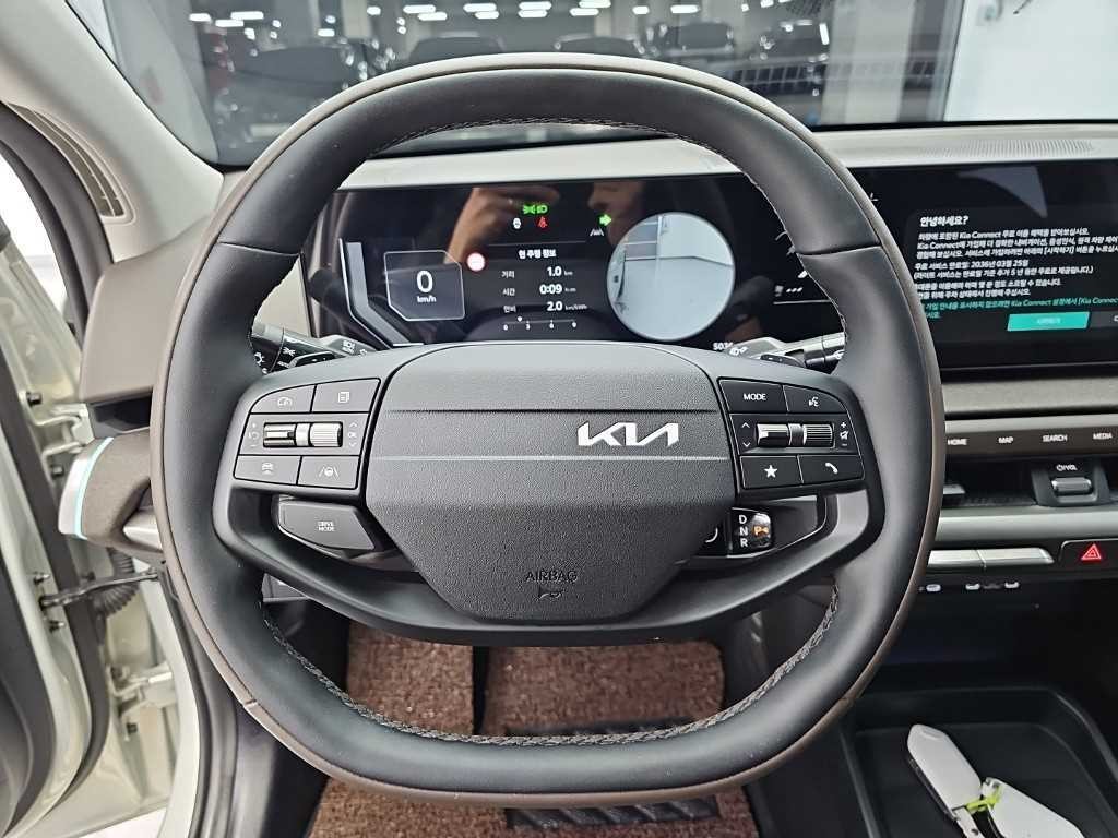 기아 EV4 롱레인지 4WD 어스 이미지 9