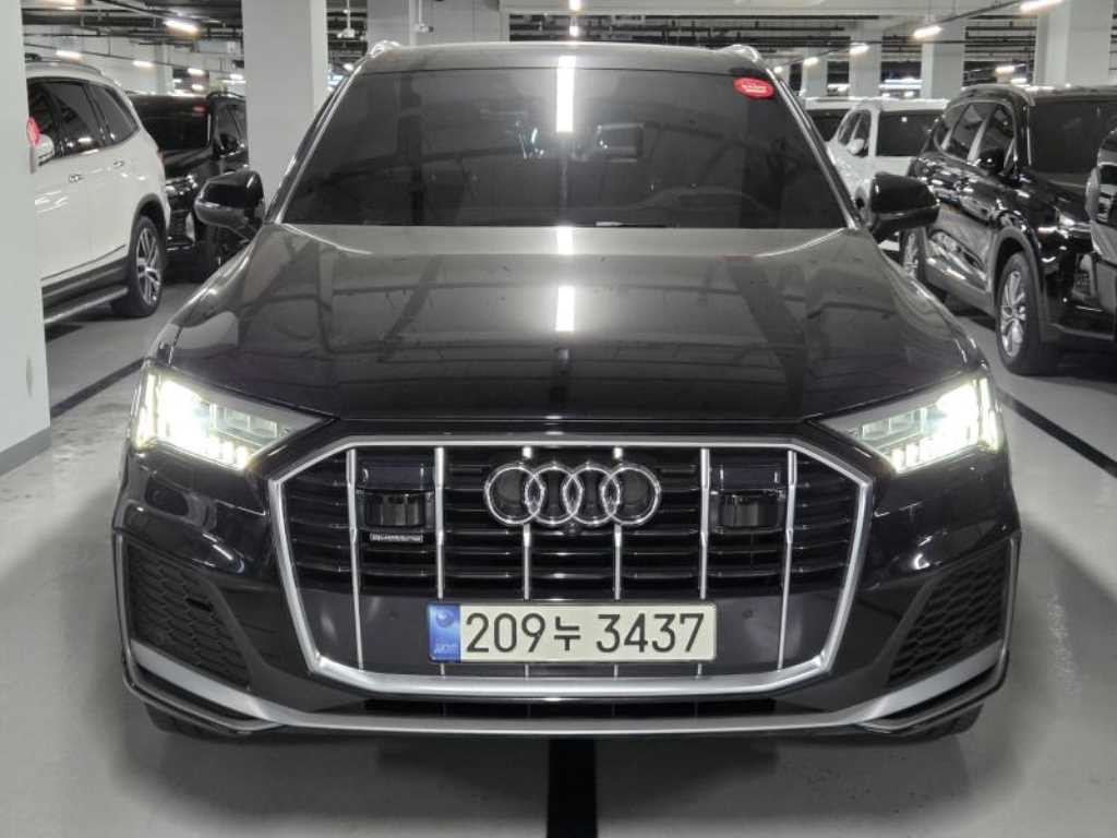 아우디 Q7 Q7 (4M) 45 TDI 콰트로 프리미엄 이미지 2