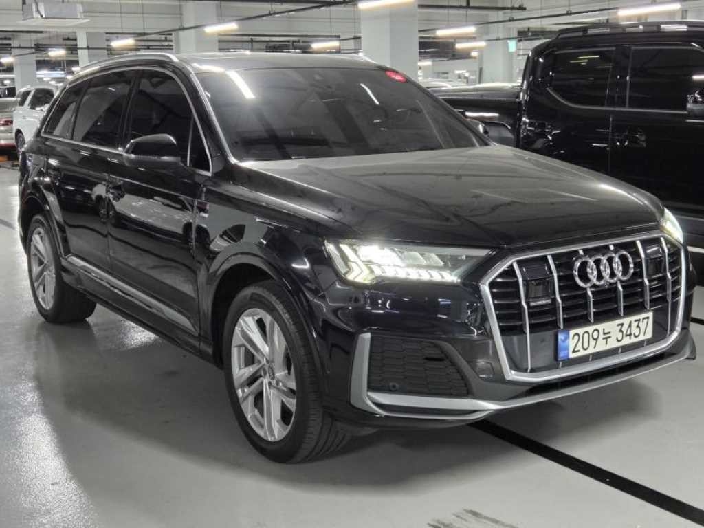 아우디 Q7 Q7 (4M) 45 TDI 콰트로 프리미엄 이미지 3