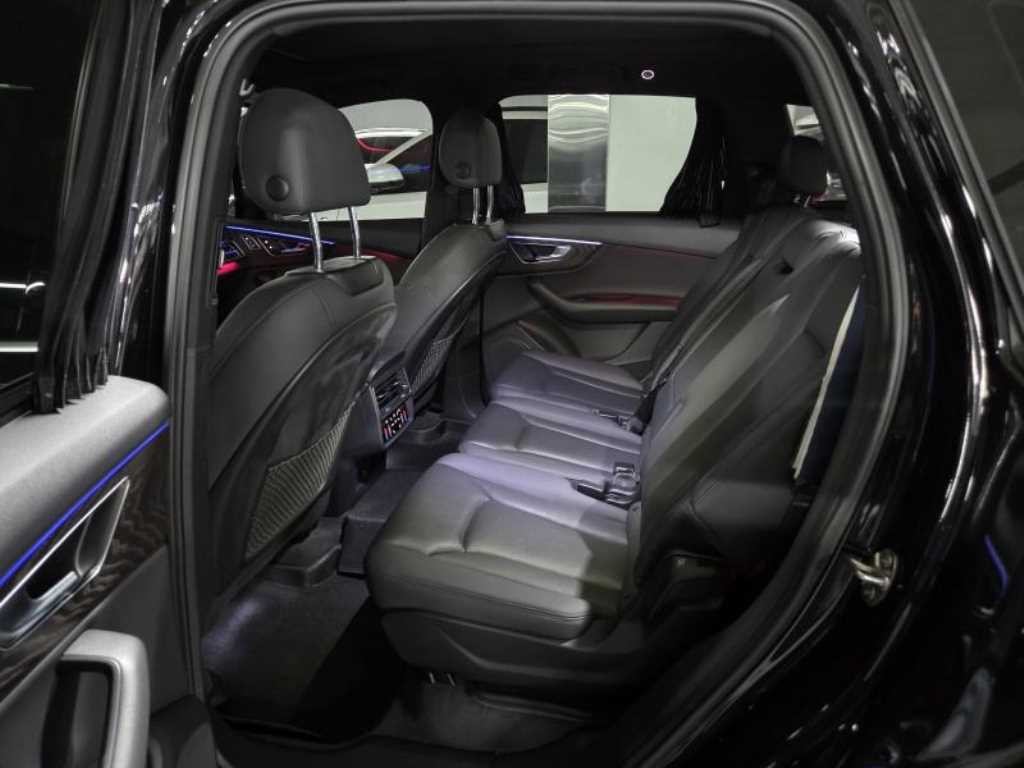아우디 Q7 Q7 (4M) 45 TDI 콰트로 프리미엄 이미지 7