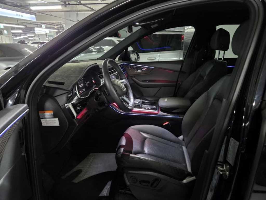 아우디 Q7 Q7 (4M) 45 TDI 콰트로 프리미엄 이미지 8