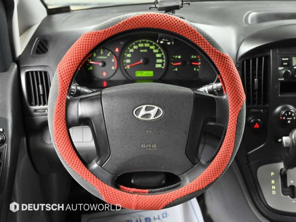 현대 스타렉스 그랜드 스타렉스 12인승 왜건 CVX 디럭스 이미지 13