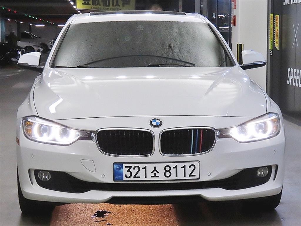 BMW 3시리즈 3시리즈 (F30) 320i 이미지 2