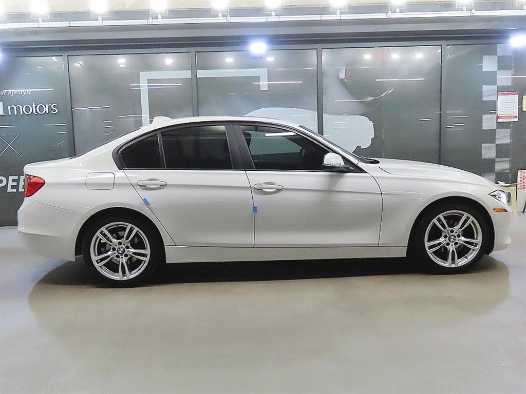 BMW 3시리즈 3시리즈 (F30) 320i 이미지 3
