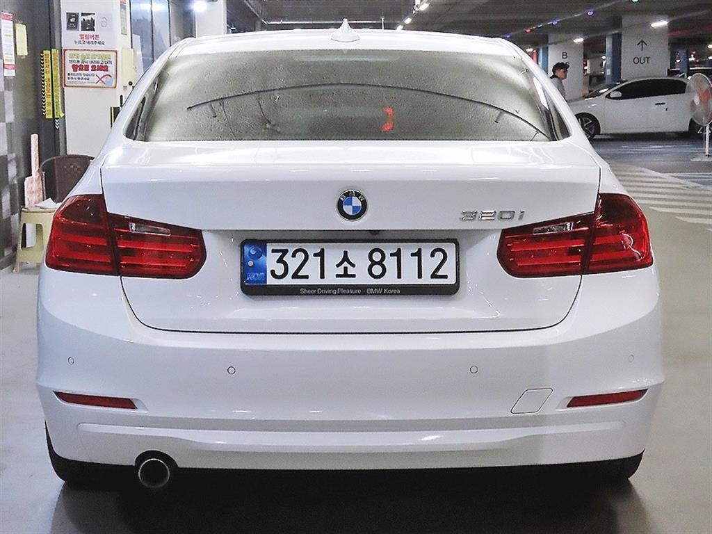 BMW 3시리즈 3시리즈 (F30) 320i 이미지 5