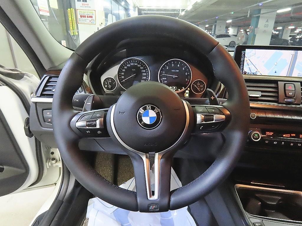 BMW 3시리즈 3시리즈 (F30) 320i 이미지 8