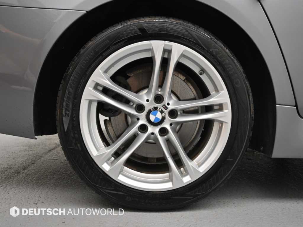 BMW 5시리즈 5시리즈 (F10) 530d xDrive M 에어로 다이나믹 이미지 6