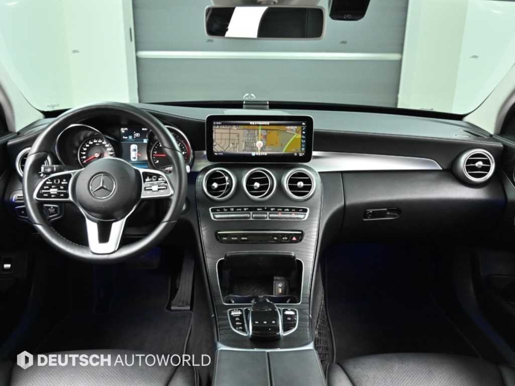 벤츠 C 클래스 C클래스 W205 C220 d 4MATIC 익스클루시브 이미지 7